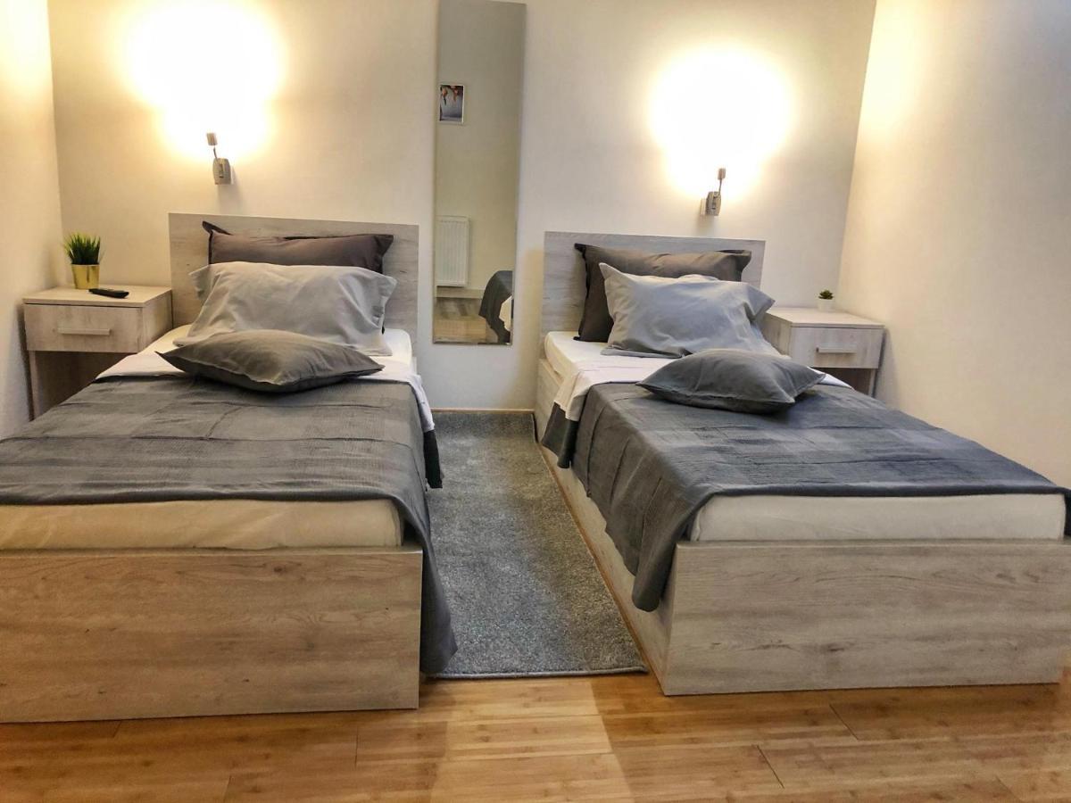 Tepic Garni Hotel Temerin Екстер'єр фото
