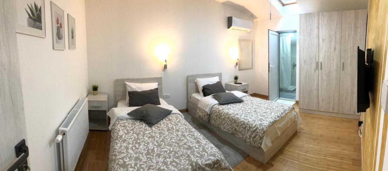 Tepic Garni Hotel Temerin Екстер'єр фото