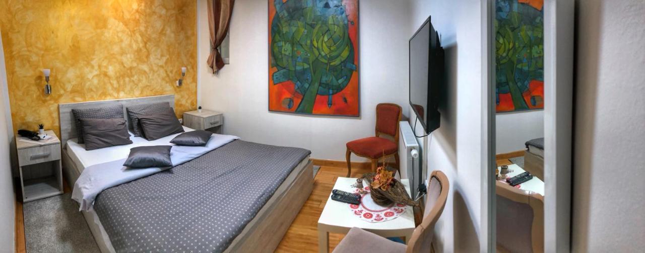 Tepic Garni Hotel Temerin Екстер'єр фото