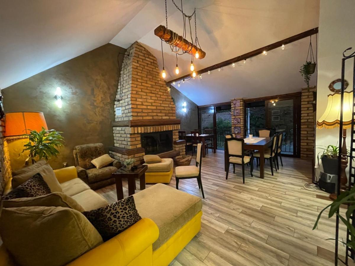 Tepic Garni Hotel Temerin Екстер'єр фото