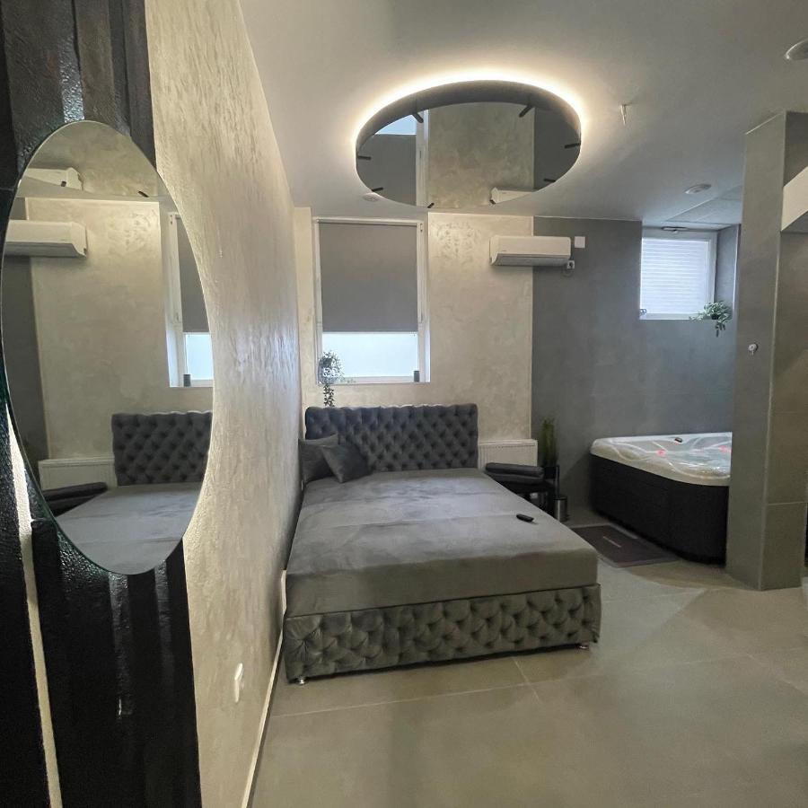 Tepic Garni Hotel Temerin Екстер'єр фото