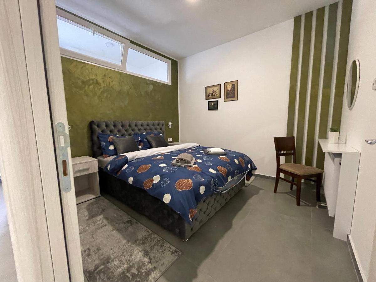 Tepic Garni Hotel Temerin Екстер'єр фото