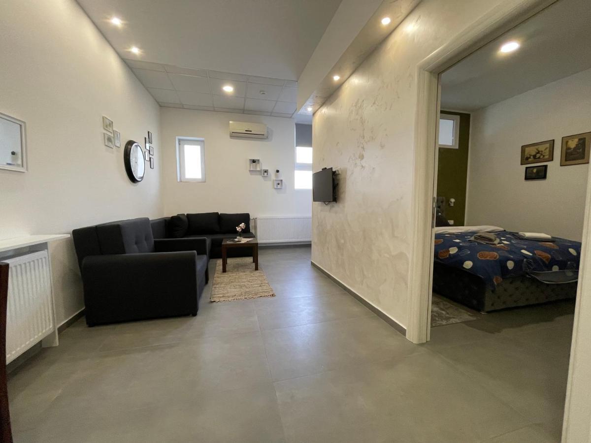Tepic Garni Hotel Temerin Екстер'єр фото